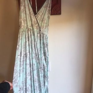 V-neck full-length dress